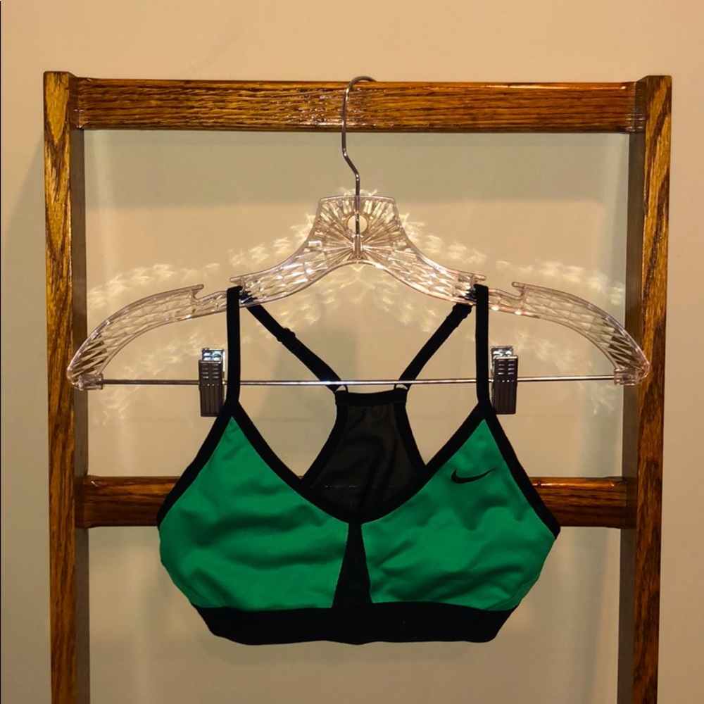 Nike sculpting Dri-fit sports bra